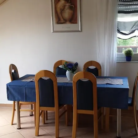 Ferienwohnung Miriam In Der Nahe Vom Ellertshauser See Stadtlauringen